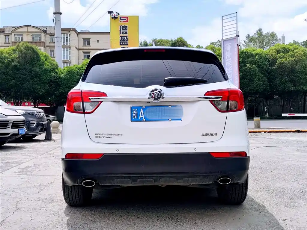 Envision Plus 28 T 4 WD Luxury
