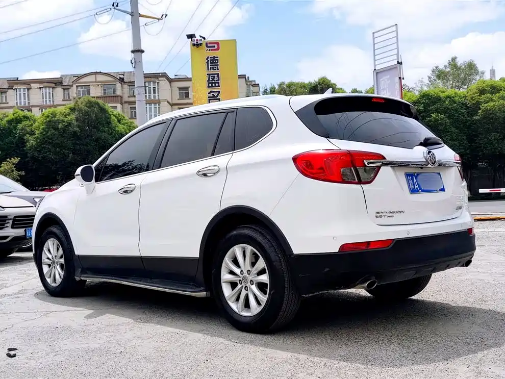 Envision Plus 28 T 4 WD Luxury