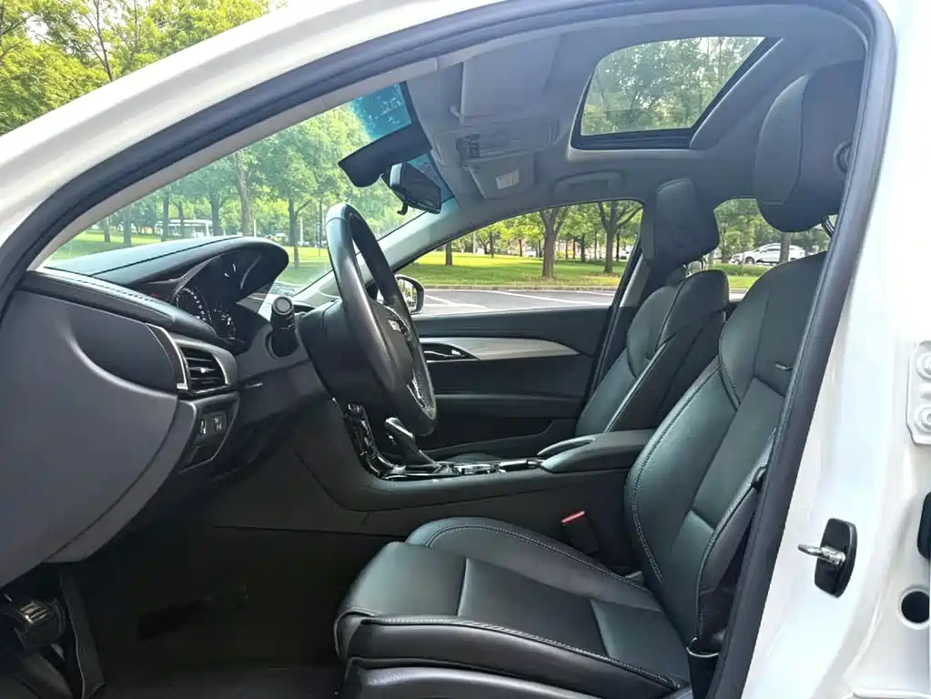Cadillac ATS-L 28 T Fashion