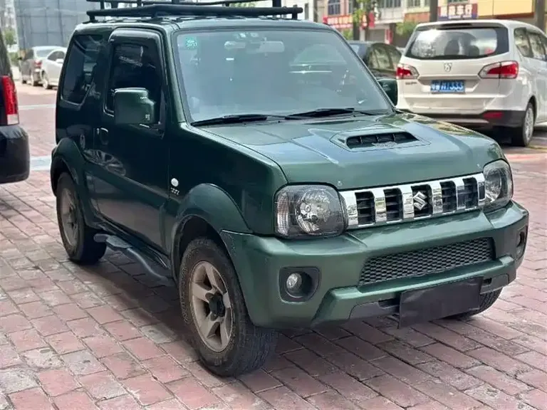 Suzuki Jimny (Import) 1.3 MT JLX
