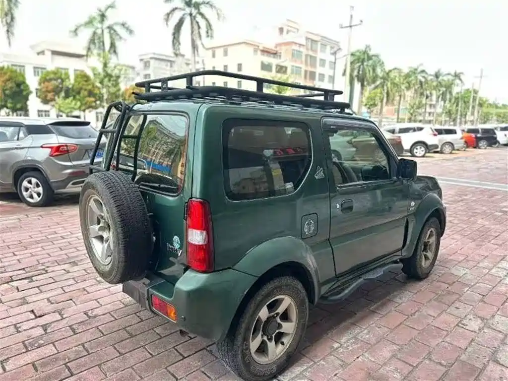 Jimny (Import) 1.3 MT JLX