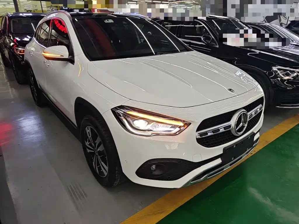 Mercedes-Benz GLA GLA 200