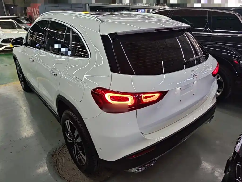 Mercedes-Benz GLA GLA 200