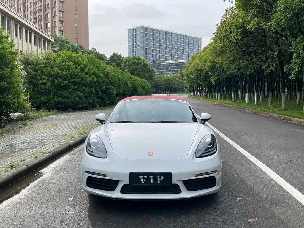 Porsche 718 Boxster 2.0 T