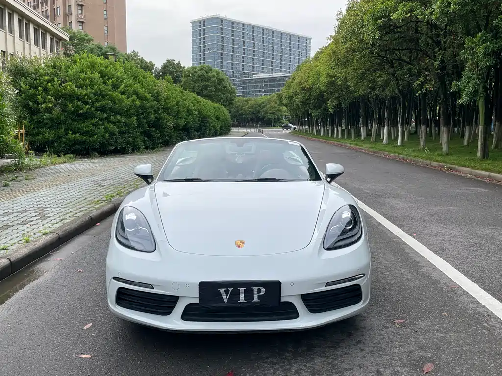 Porsche 718 Boxster 2.0 T