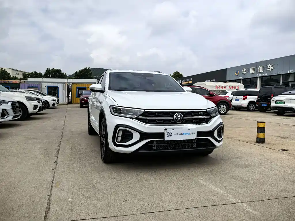 T-ROC 300 TSI DSG 2 WD Starlight