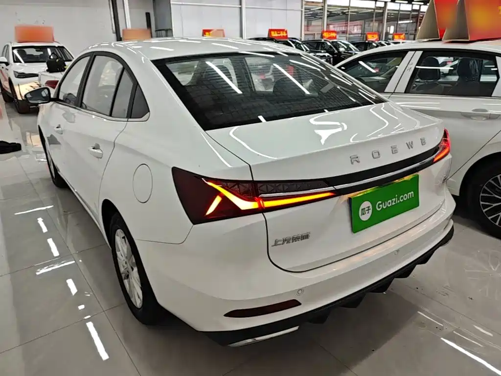Roewe i5 1.5 L CVT Luxury