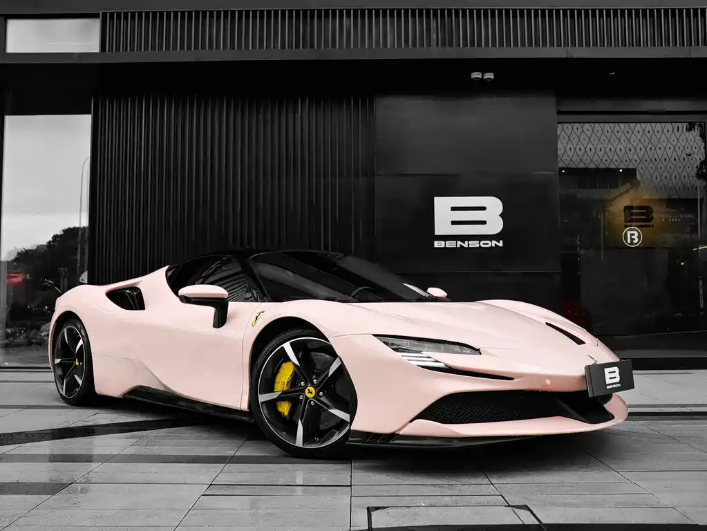 SF90 3.9 T V8 Stradale