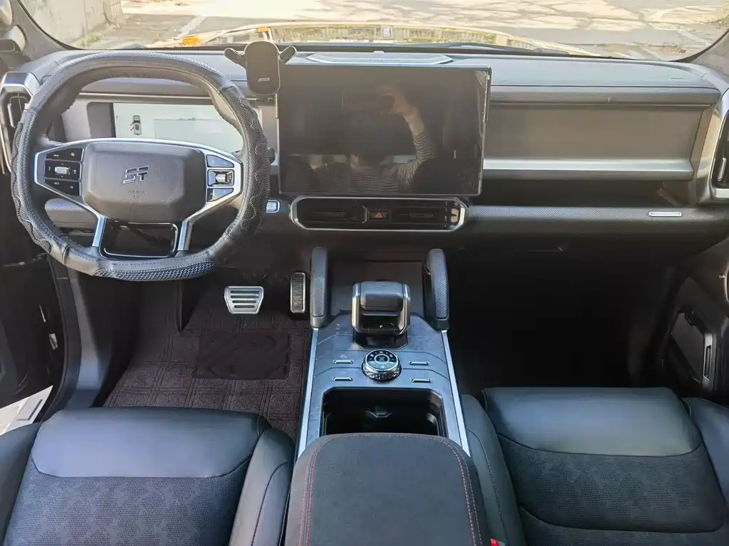 Jetour Traveller 2.0 T 4 WD Cross PRO