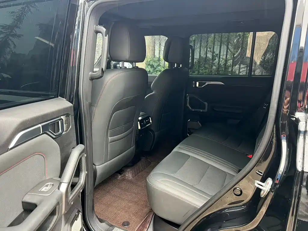 Jetour Traveller 2.0 T 4 WD Cross PRO