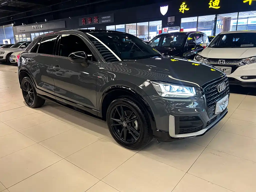 Audi Q2 L 35 TFSI Luxury Elegant
