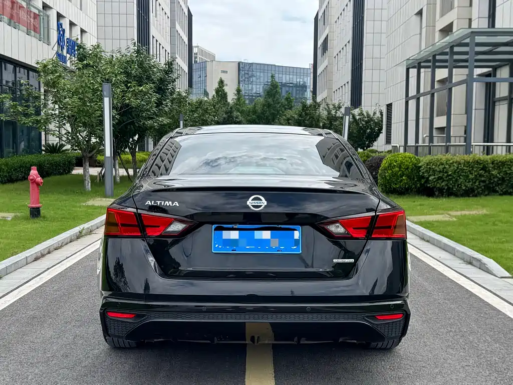 Teana 2.0 L XL Comfort