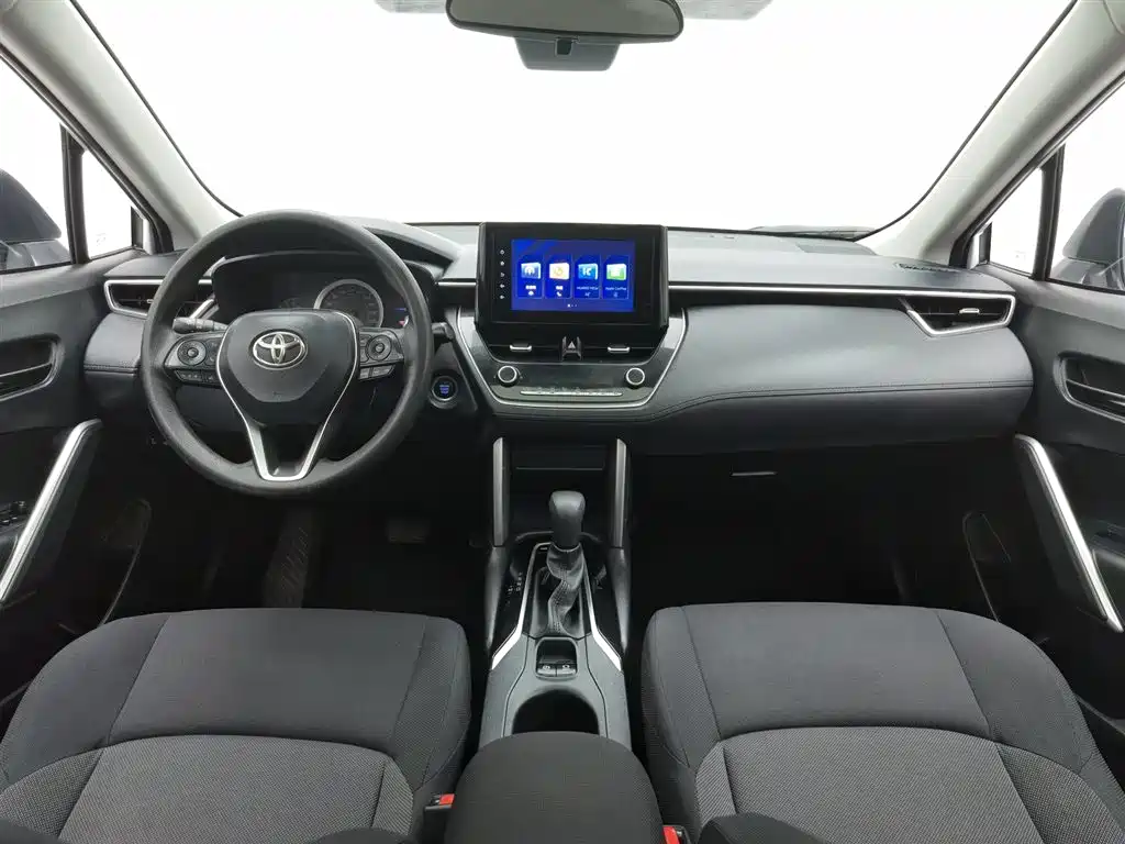 Frontlander 2.0 L CVT Leading