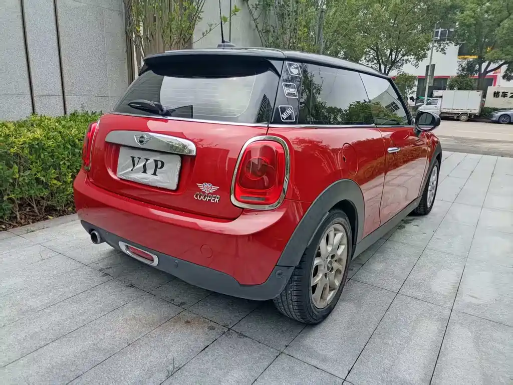 MINI 1.5 T COOPER Fun