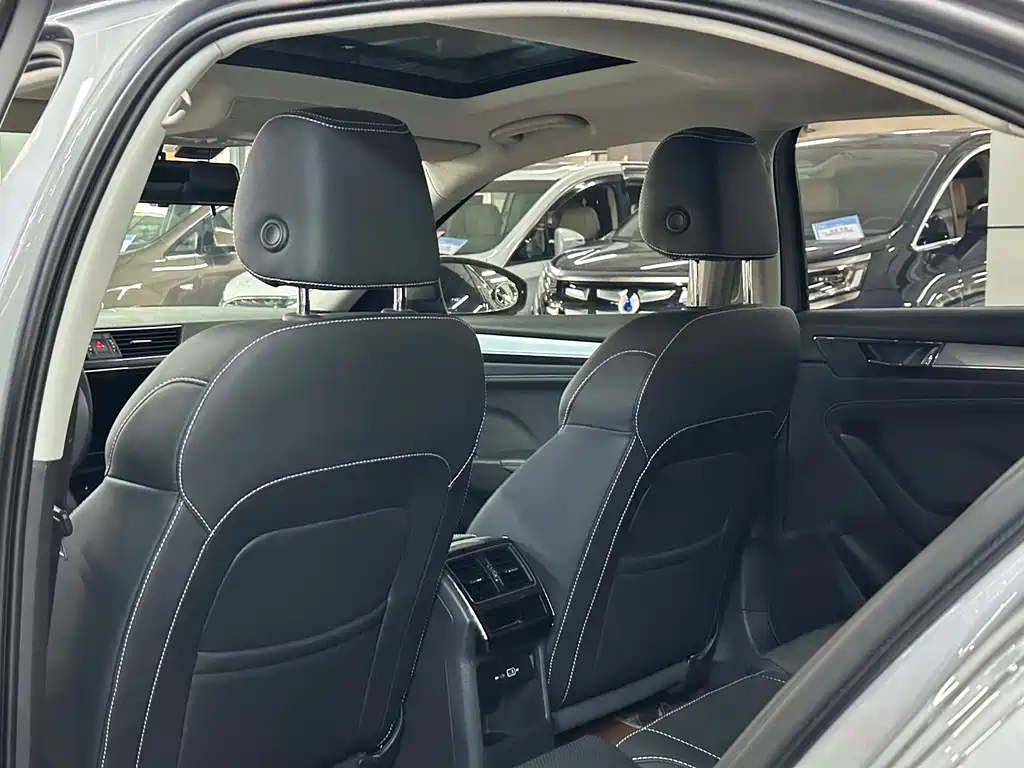 Superb TSI280 DSG Premium