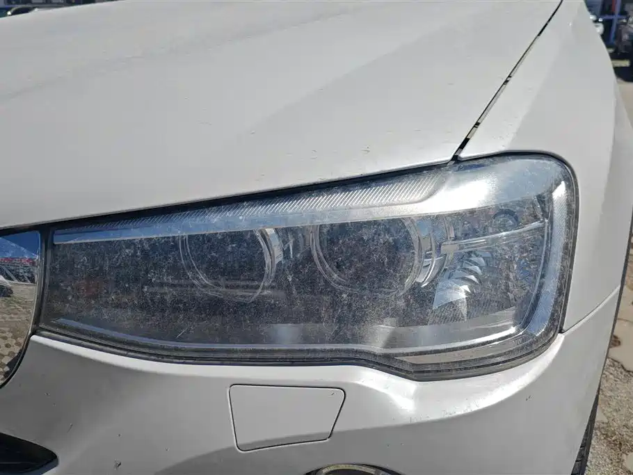 BMW X4 xDrive20 i X Design Package