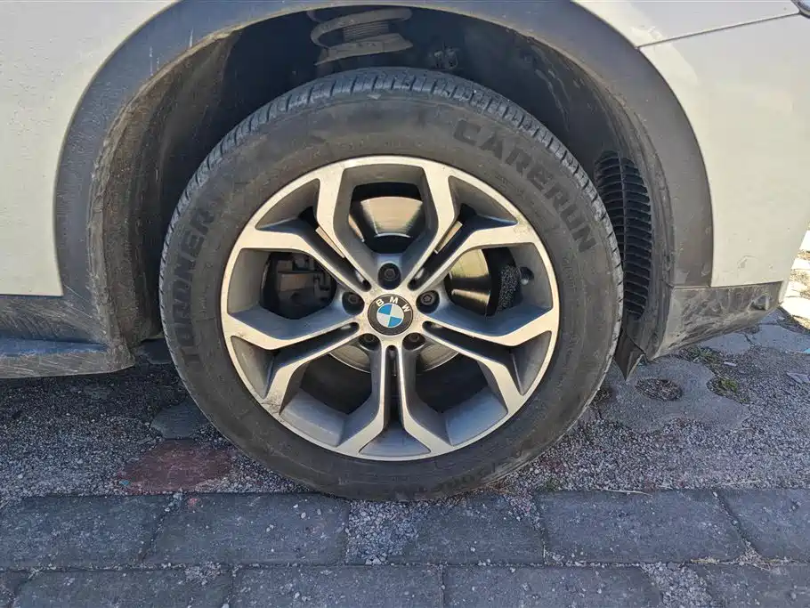 BMW X4 xDrive20 i X Design Package
