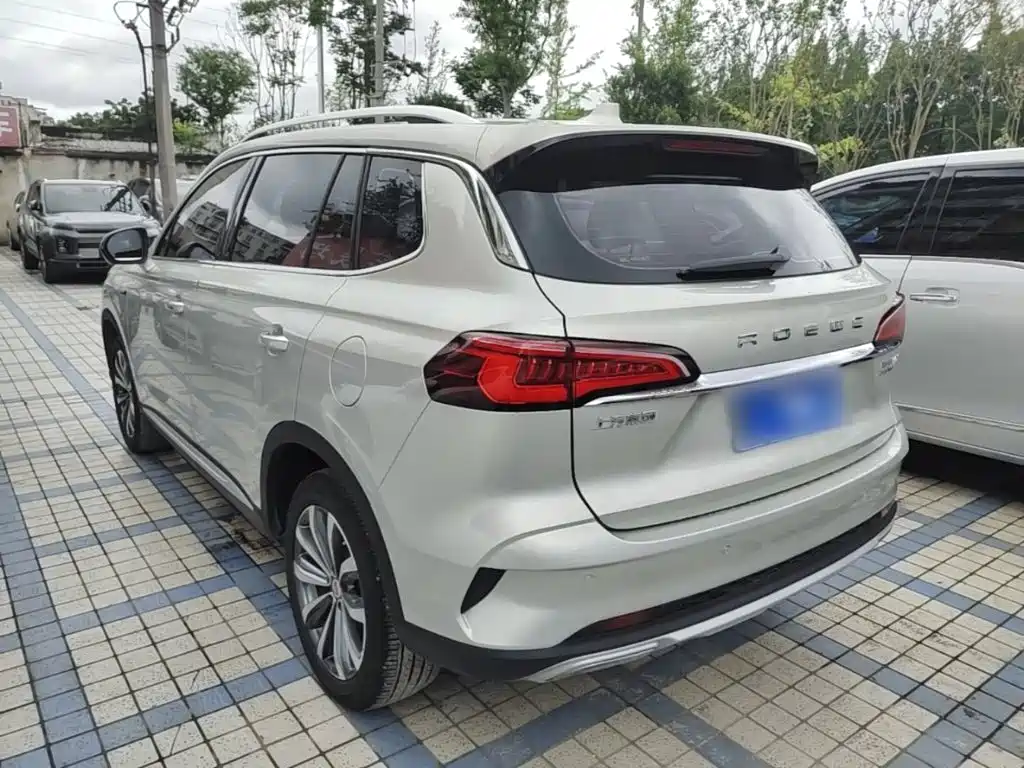 Roewe RX5 MAX 300 TGI Auto Intelligent Cockpit Luxury