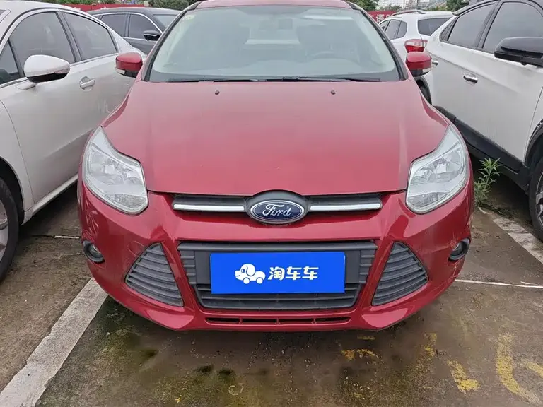 Ford Focus Sedan 1.6 L Auto Comfort