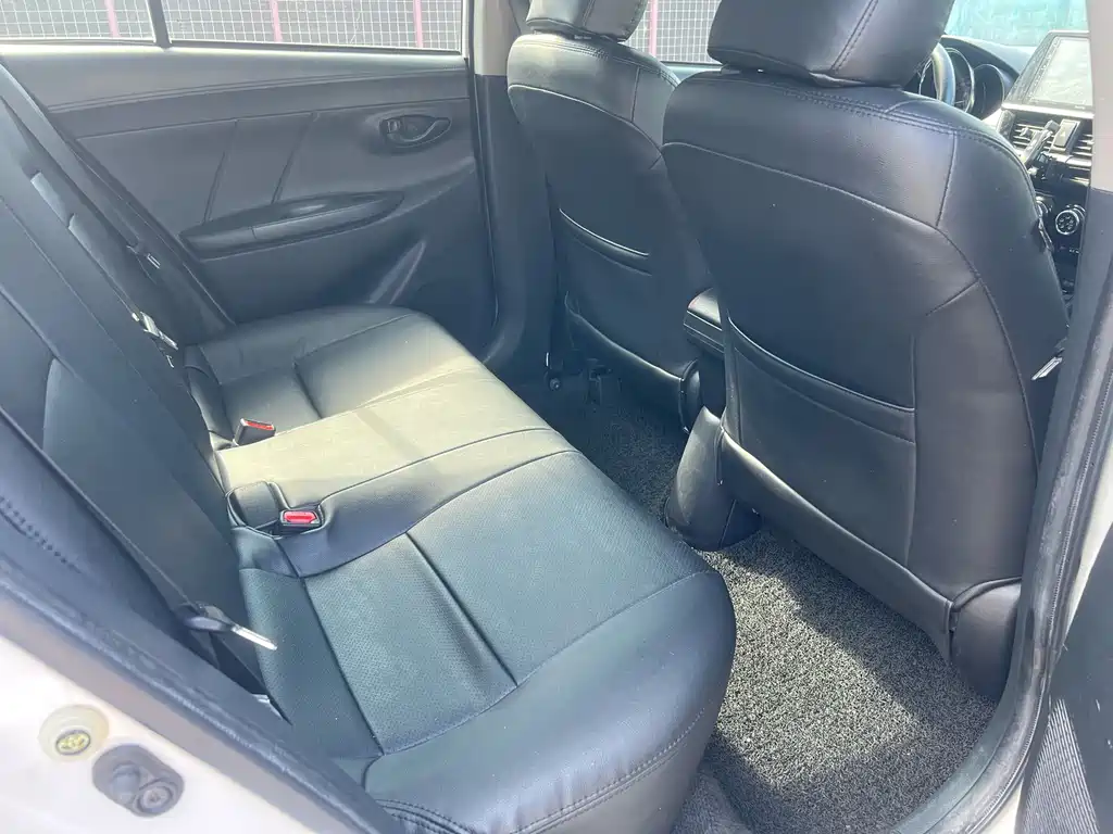 Vios 1.5 L CVT Smart Travel