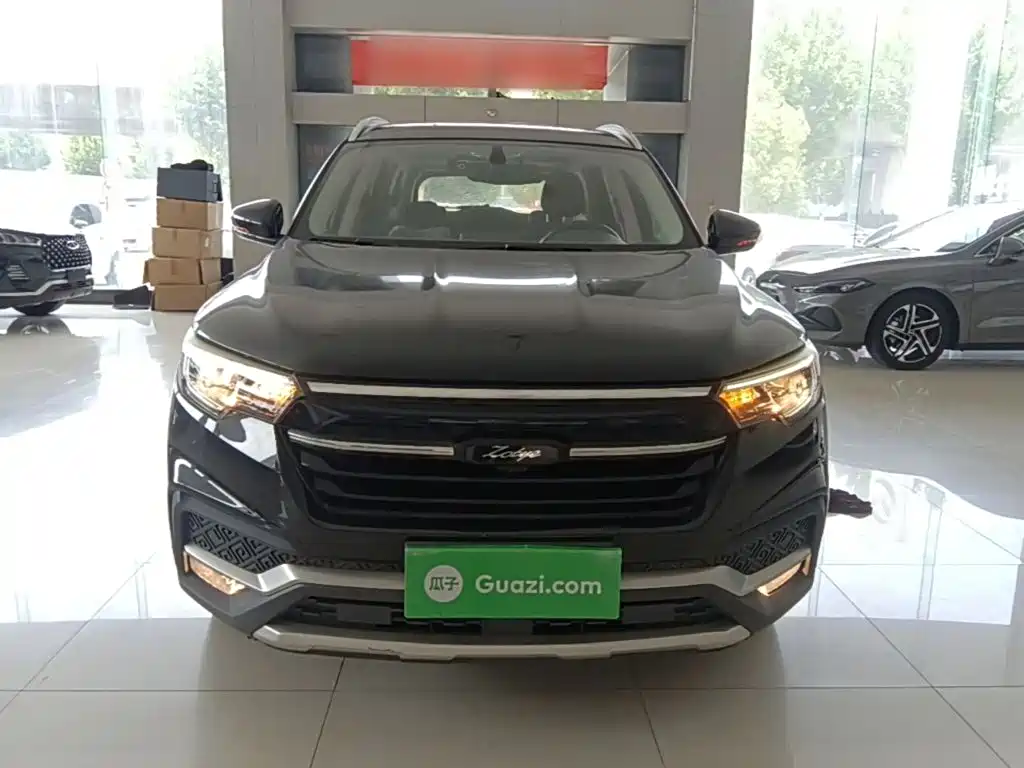 Zotye T500 1.5 T Auto Intelligent Connected Distinguished