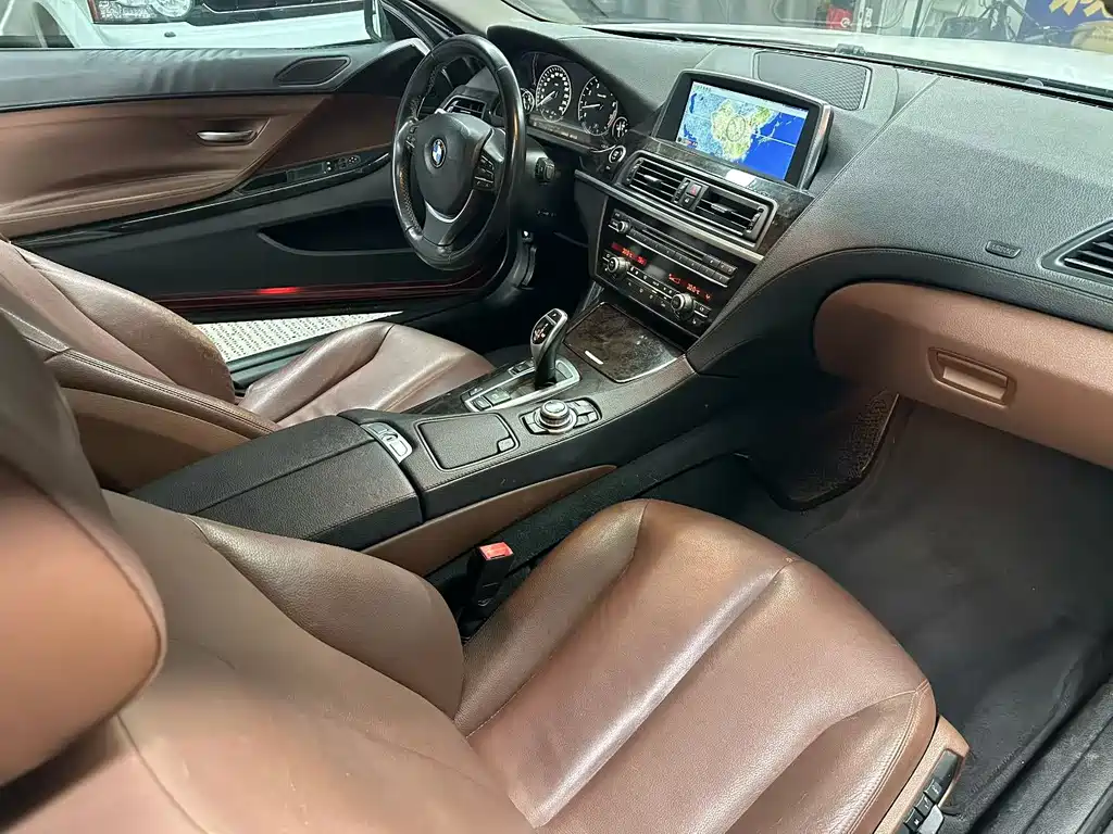 BMW 6 Series 640 i 2-door Coupe