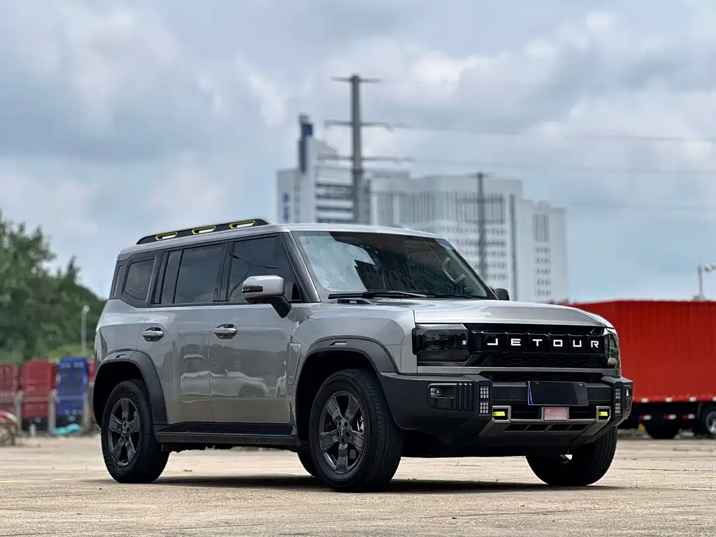 Jetour Traveller 1.5 T 2 WD Discovery PRO