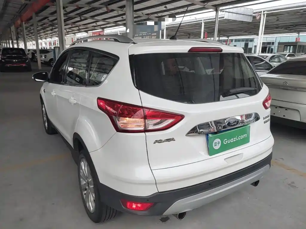 Kuga 1.5 L GTDi 2 WD Style