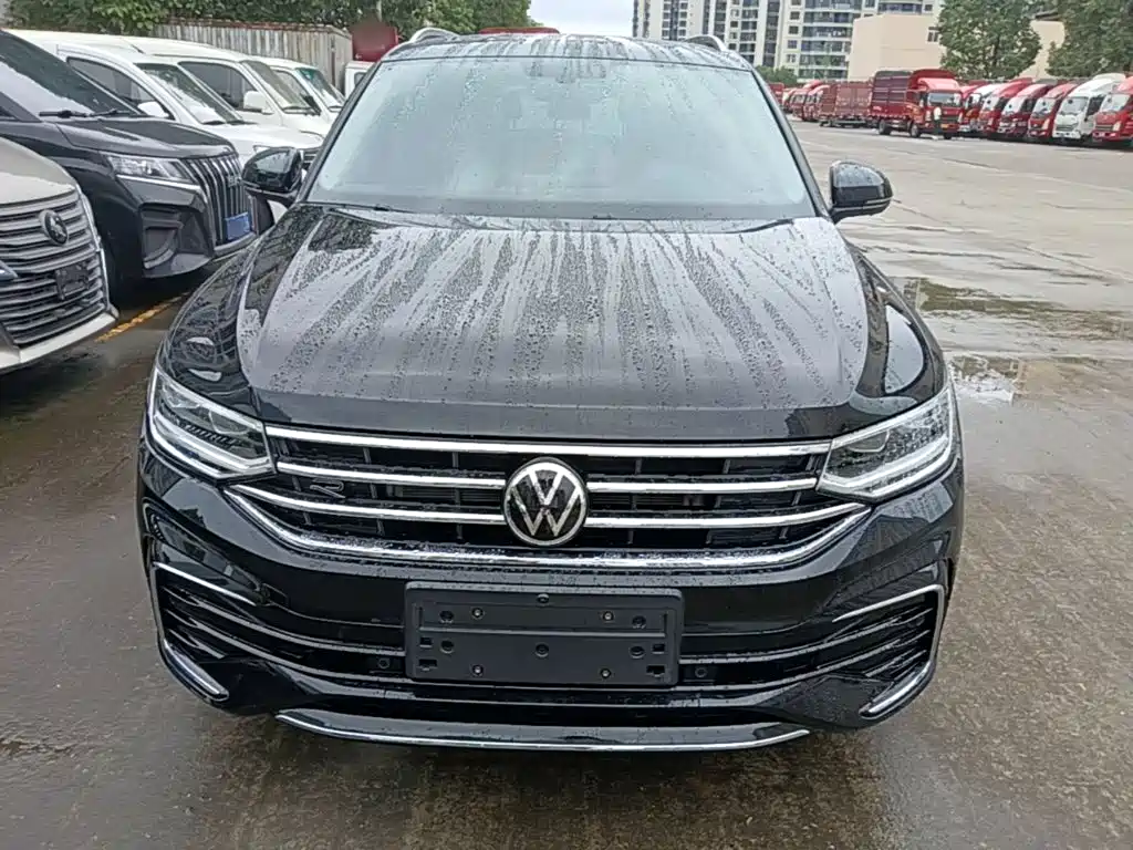 Tiguan L 330 TSI Auto 2 WD R-Line Premium
