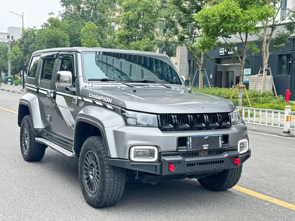 BAIC BJ40 2.0 T Auto 4 WD Rally Champion