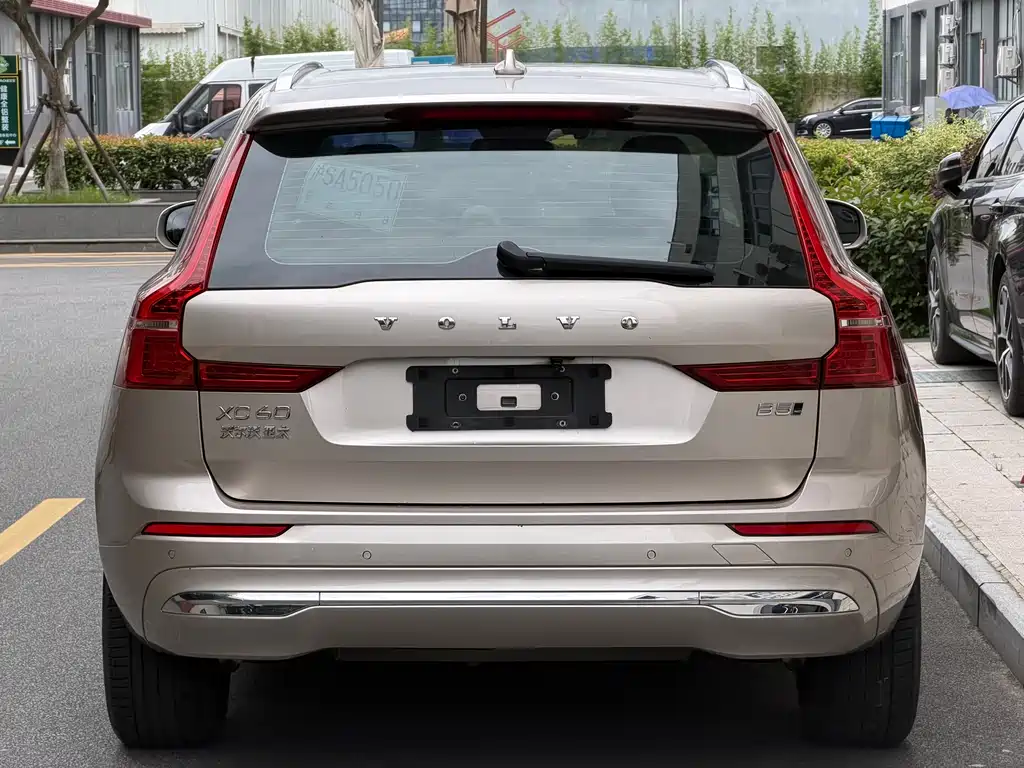 Volvo XC60 B5 4 WD Smart Ease Luxury