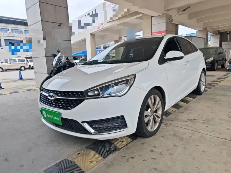 Chery Arrizo 5 1.5 L CVT Leading Sharp