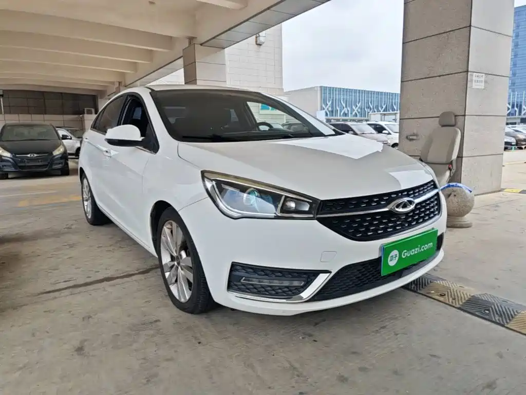 Arrizo 5 1.5 L CVT Leading Sharp