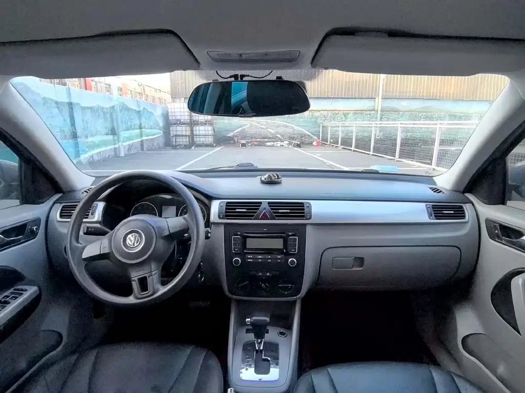 Bora 1.6 L Auto Fashion