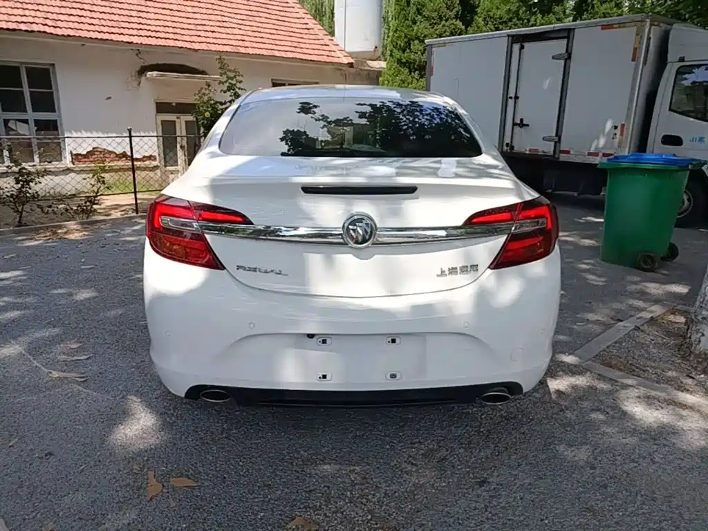 Regal 2.0 L Leading Fashion