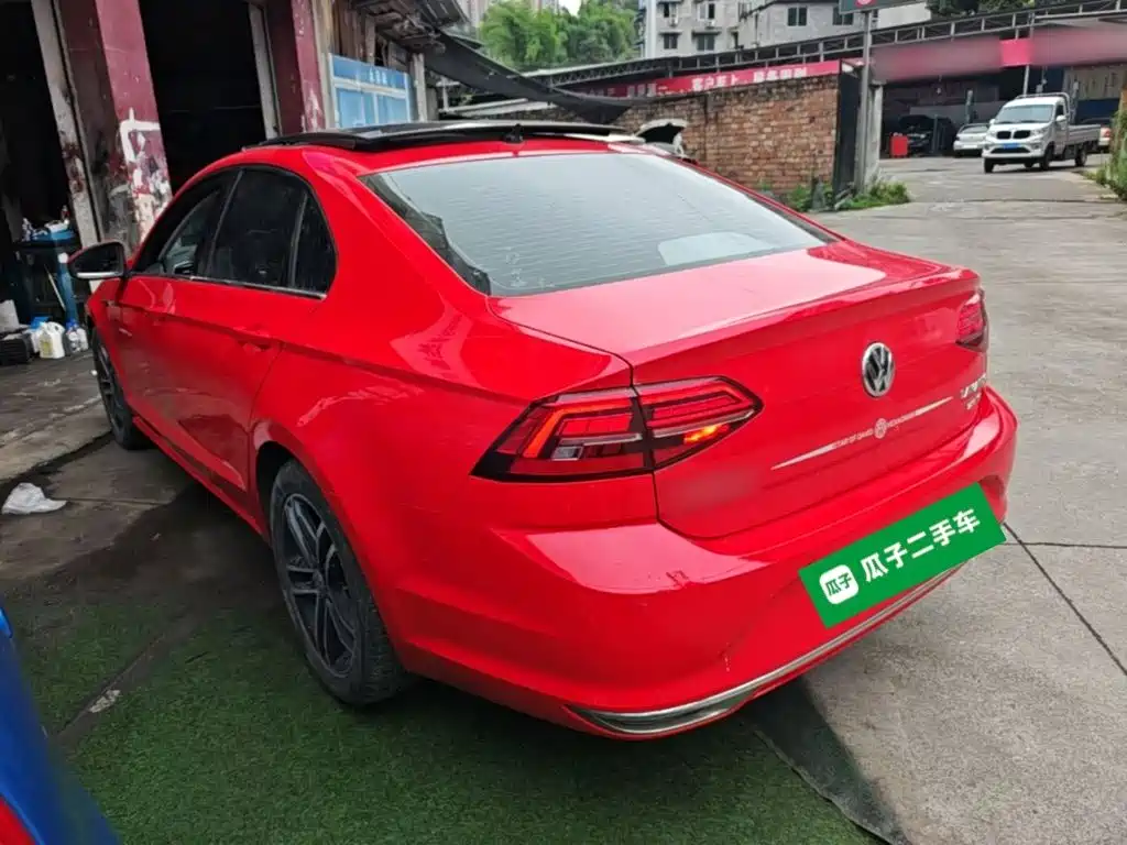 Lamando 280 TSI DSG Comfort CN-VI