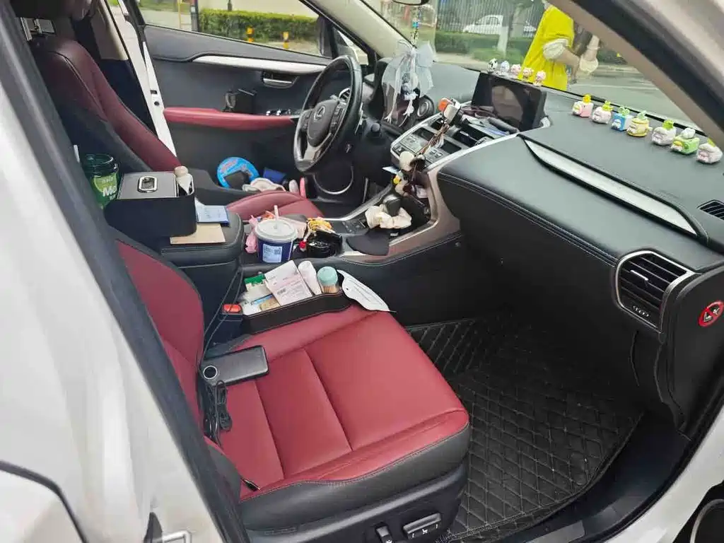 Lexus NX 200 FWD Sharp Travel CN-VI