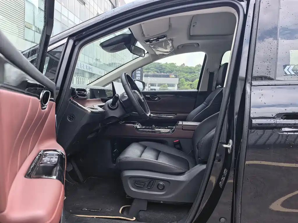 Trumpchi E8 NEV 传祺E8 PHEV 2024款 150 km MAX+