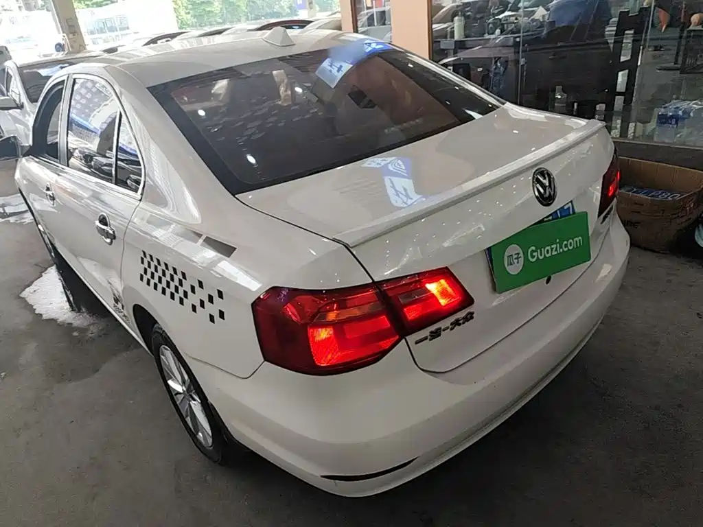 Jetta 1.6 L Manual Comfort