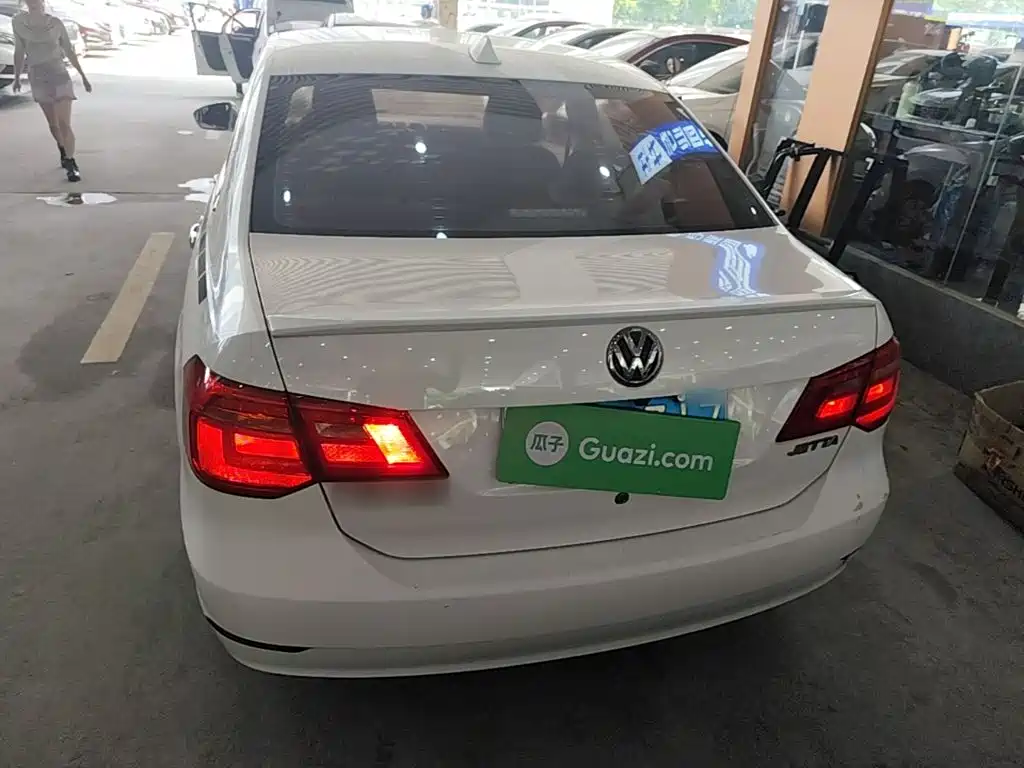 Jetta 1.6 L Manual Comfort