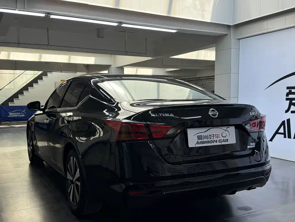 Teana 2.0 L XL Comfort