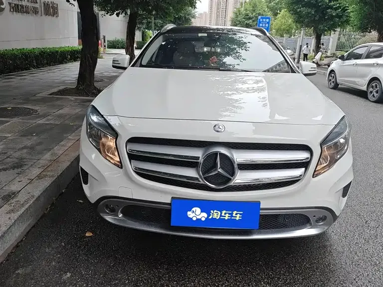 Mercedes-Benz GLA GLA 200 Dynamic