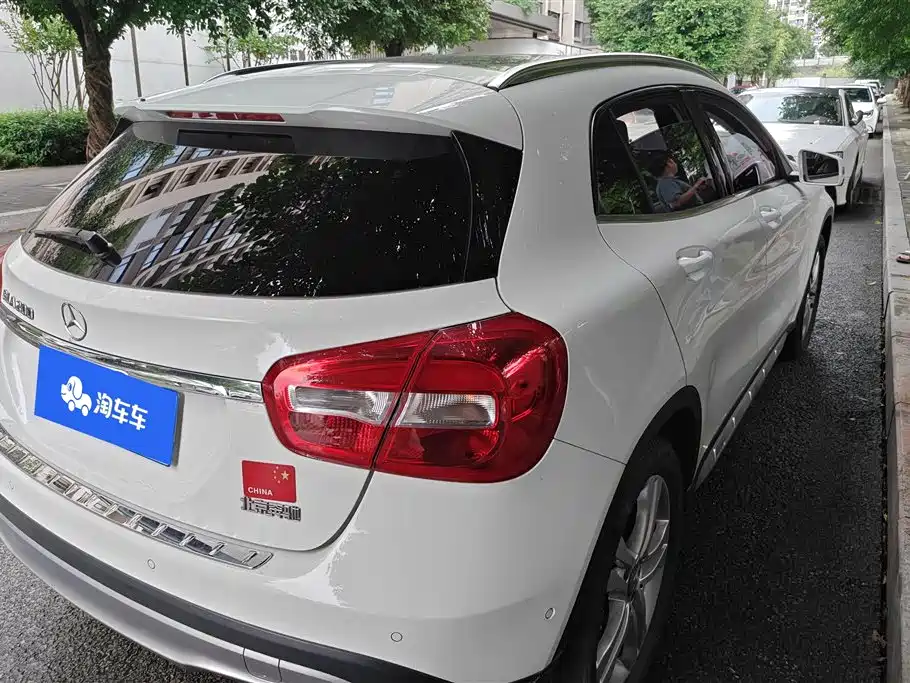 Mercedes-Benz GLA GLA 200 Dynamic