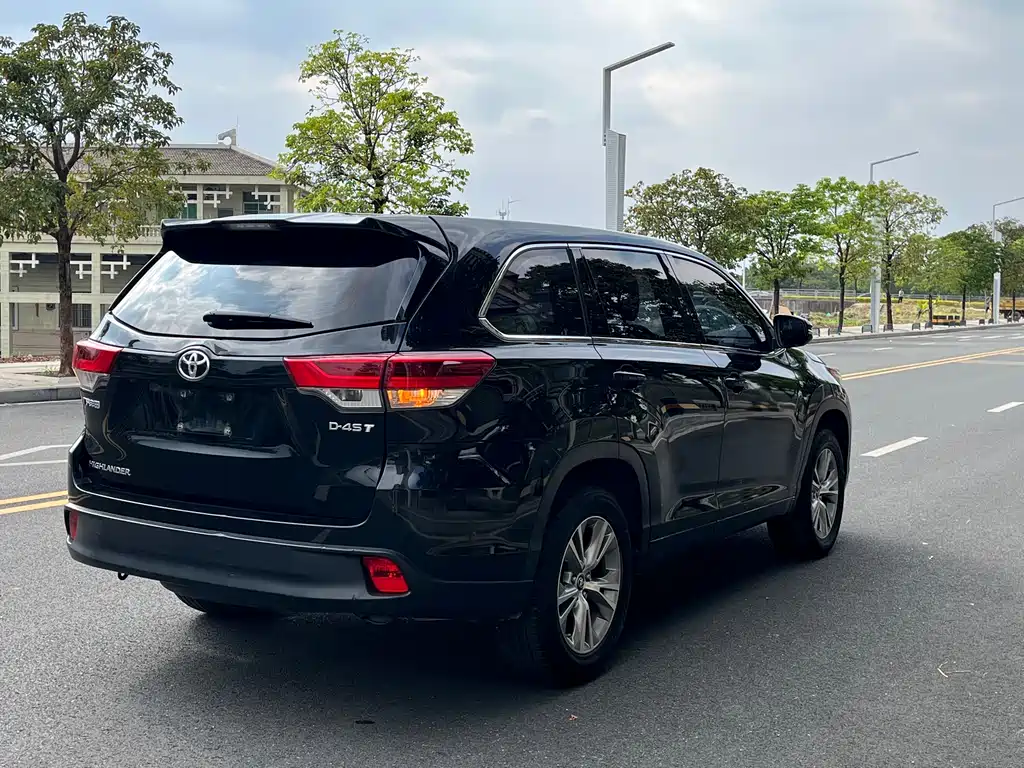 Highlander 2.0 T 2 WD Elite 7-seat CN-VI