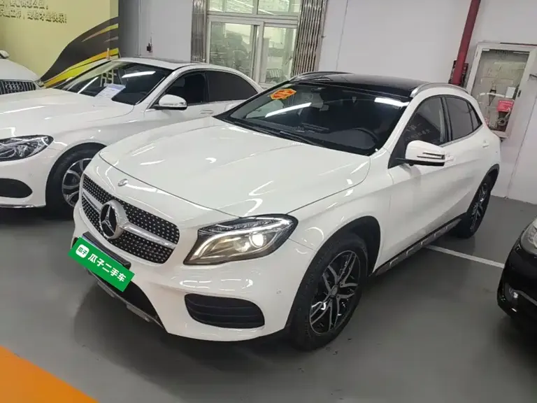 Mercedes-Benz GLA GLA 220 4 MATIC Fashion