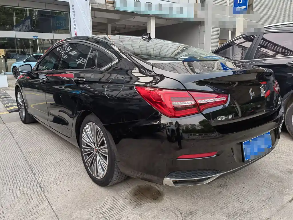 Hongqi H5 Classic Facelift 1.8 T Auto Connected Flagship Charm