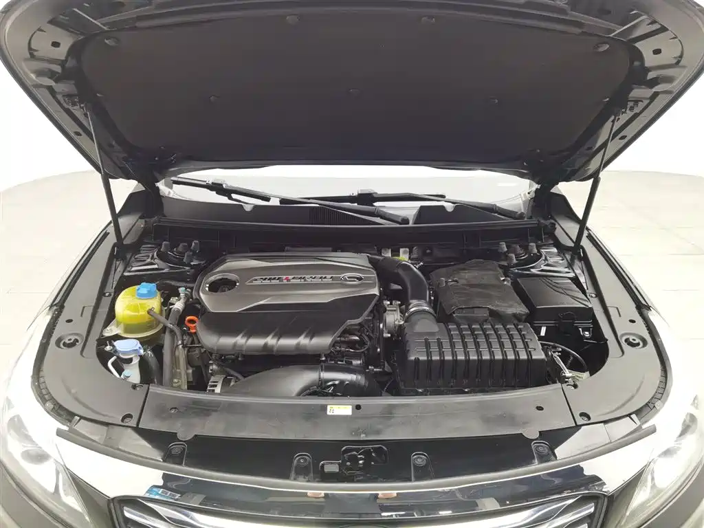 GAC Trumpchi GA8 280 T Premium