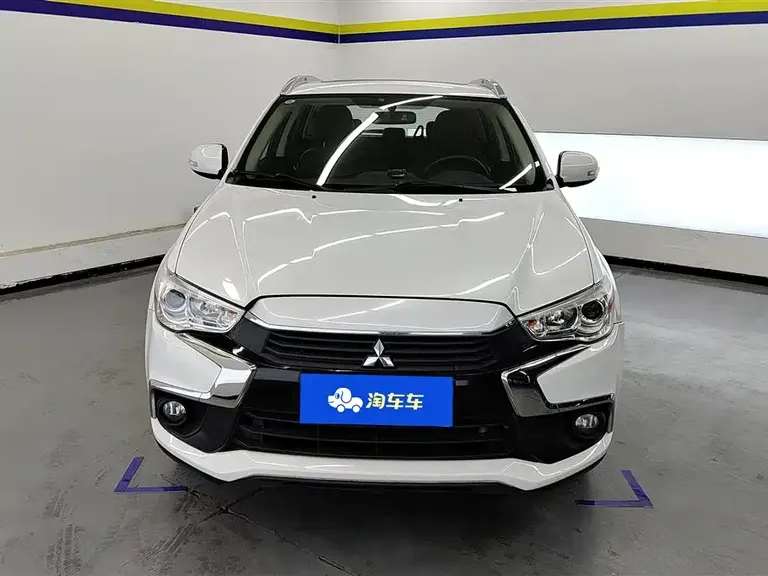 Mitsubishi ASX 2.0 L CVT 2 WD Premium