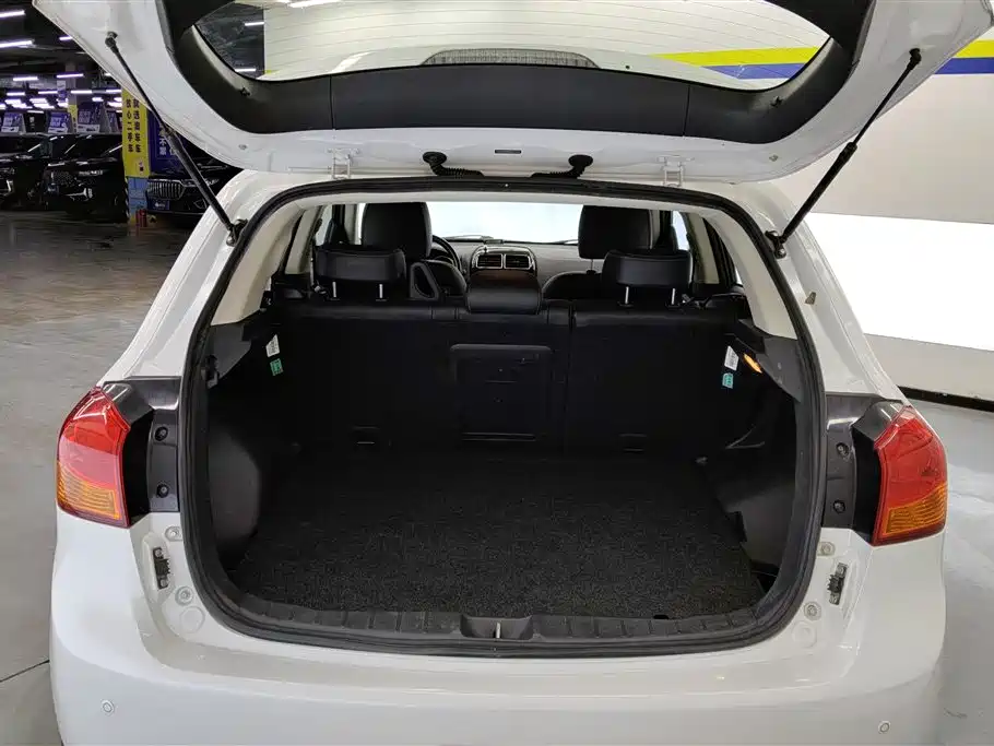 ASX 2.0 L CVT 2 WD Premium