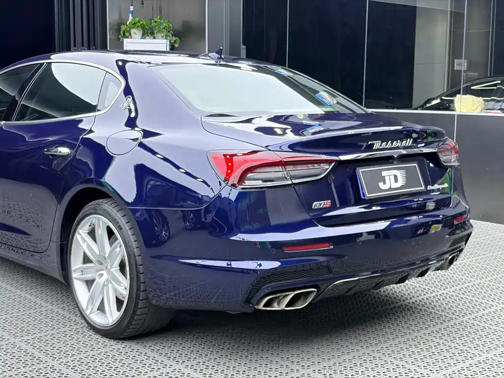 Quattroporte 总裁 2014款 3.8 T 杰尼亚限量版